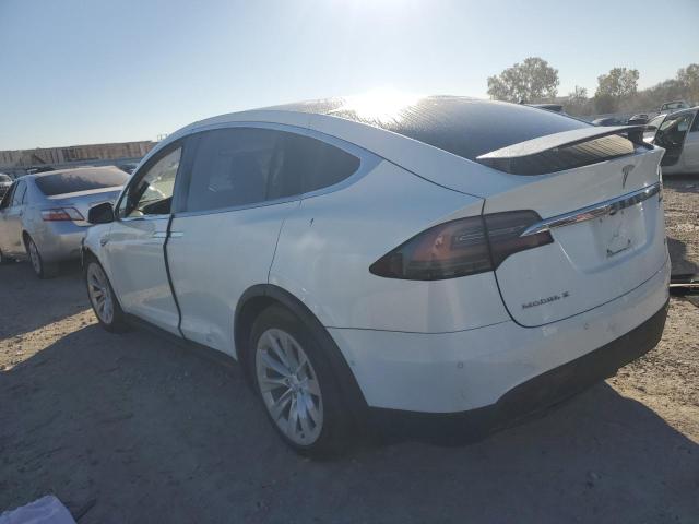 5YJXCAE24GF003453 - 2016 TESLA MODEL X 白色 照片 2