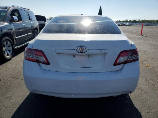 4T1BF3EK6AU511883 - 2010 TOYOTA CAMRY BASE WHITE photo 6