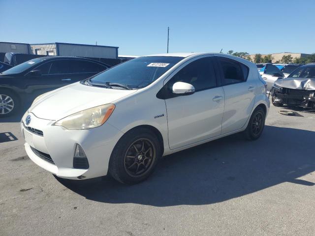 2014 TOYOTA PRIUS C, 