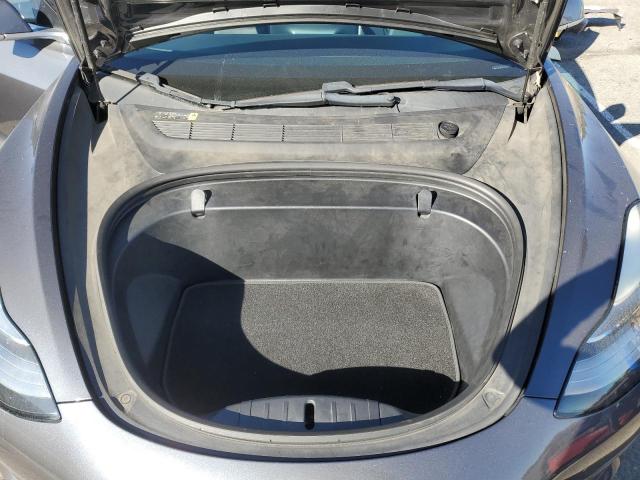 5YJ3E1EA3JF043594 - 2018 TESLA MODEL 3 GRAY photo 11