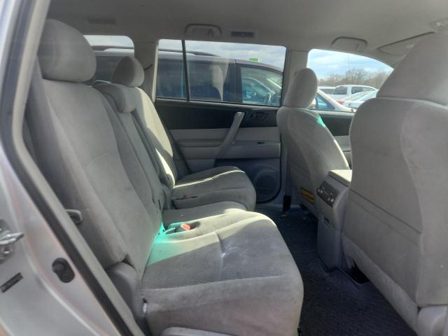 5TDBK3EH9AS006056 - 2010 TOYOTA HIGHLANDER SILVER photo 11