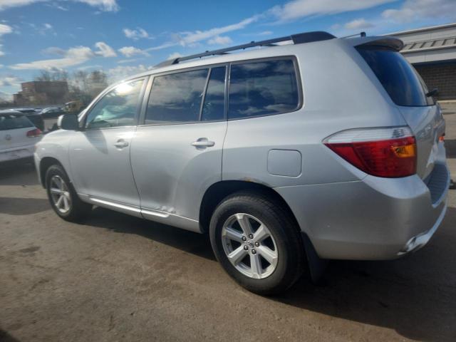 5TDBK3EH9AS006056 - 2010 TOYOTA HIGHLANDER SILVER photo 2