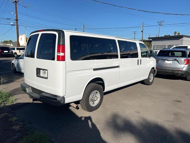 1GAZG1FG5B1187867 - 2011 CHEVROLET EXPRESS G3 LT WHITE photo 4