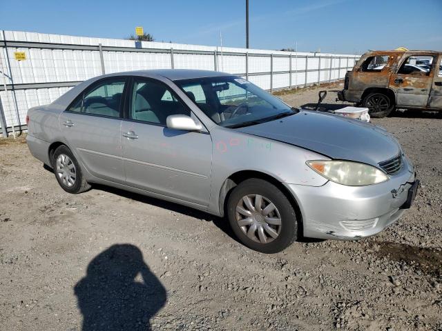 4T1BE32K66U724380 - 2006 TOYOTA CAMRY LE SILVER photo 4