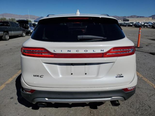 5LMCJ2C95GUJ18931 - 2016 LINCOLN MKC SELECT WHITE photo 11