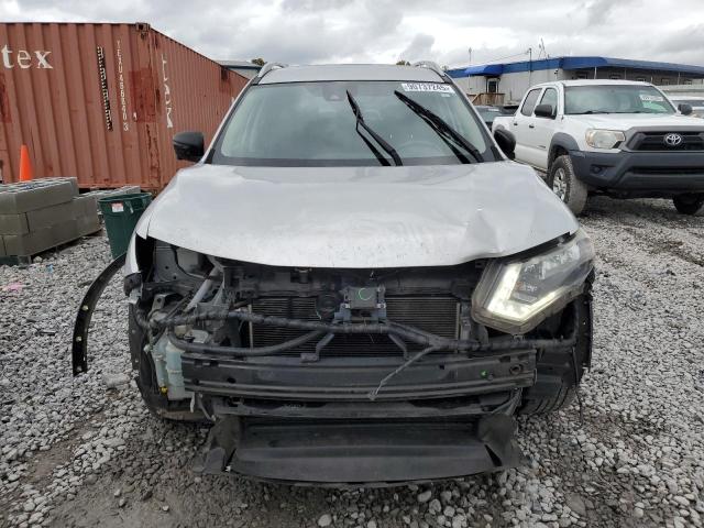 JN8AT2MT3JW465919 - 2018 NISSAN ROGUE S SILVER photo 5