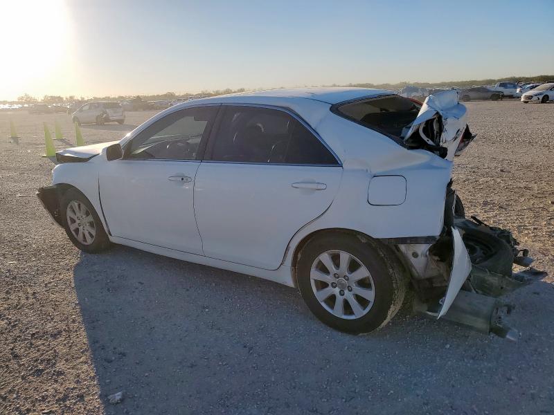 4T1BK46K37U549290 - 2007 TOYOTA CAMRY LE WHITE photo 2