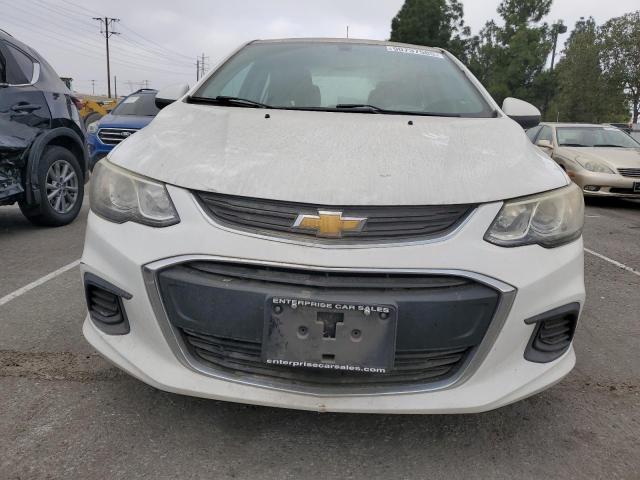 1G1JD5SH9H4107165 - 2017 CHEVROLET SONIC LT Blanco foto 5
