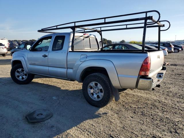 5TETU62N55Z032995 - 2005 TOYOTA TACOMA PRERUNNER ACCESS CAB SILVER photo 2