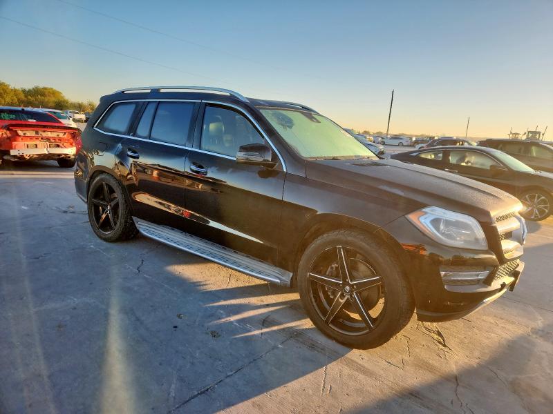 4JGDF7CEXDA206891 - 2013 MERCEDES-BENZ GL 450 4MATIC BLACK photo 4