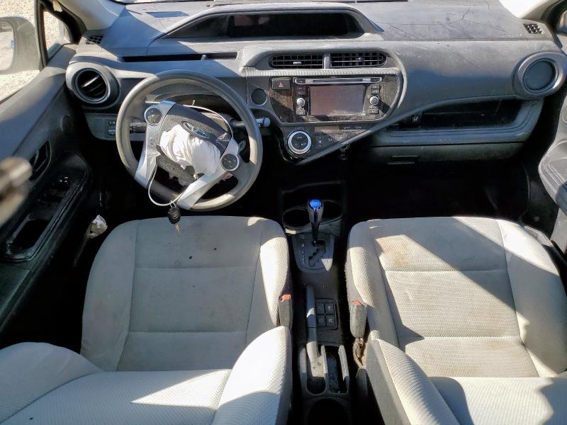 JTDKDTB38F1575522 - 2015 TOYOTA PRIUS C BLUE photo 8