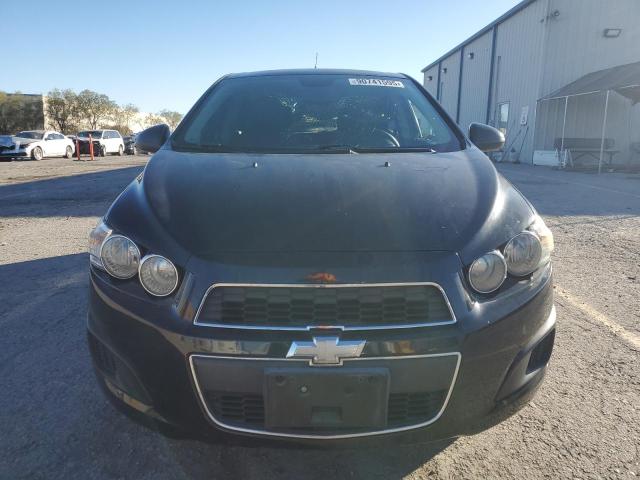 1G1JC5SG1D4226462 - 2013 CHEVROLET SONIC LT 黑色 照片 5