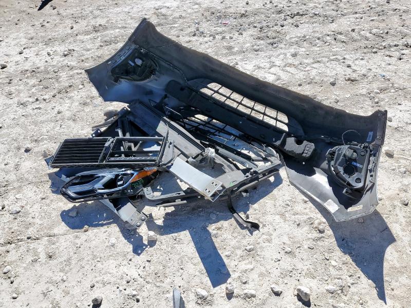 2GNAXJEV8J6245431 - 2018 CHEVROLET EQUINOX LT Biały zdjęcie 13