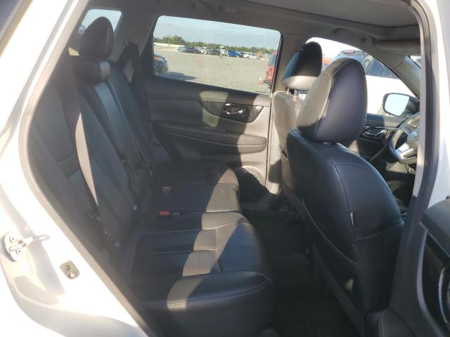 5N1AT2MT8LC765273 - 2020 NISSAN ROGUE S WHITE photo 11