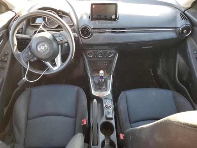 3MYDLBZV7GY113416 - 2016 TOYOTA SCION IA Srebrny zdjęcie 8