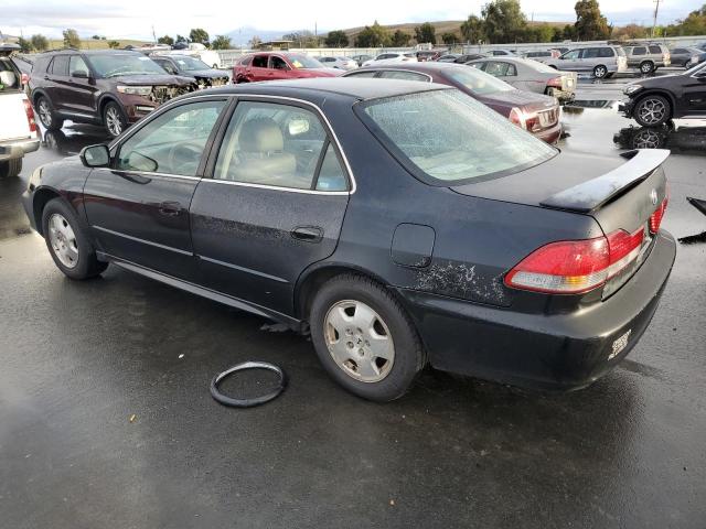 1HGCG16552A053695 - 2002 HONDA ACCORD EX BLACK photo 2