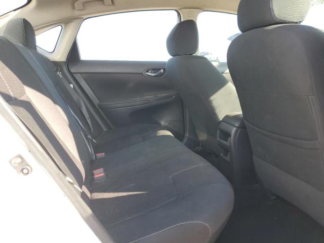 3N1AB7AP6JY272114 - 2018 NISSAN SENTRA S თეთრი ფოტო 10