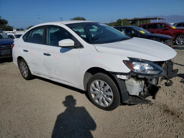 3N1AB7AP6JY272114 - 2018 NISSAN SENTRA S თეთრი ფოტო 4