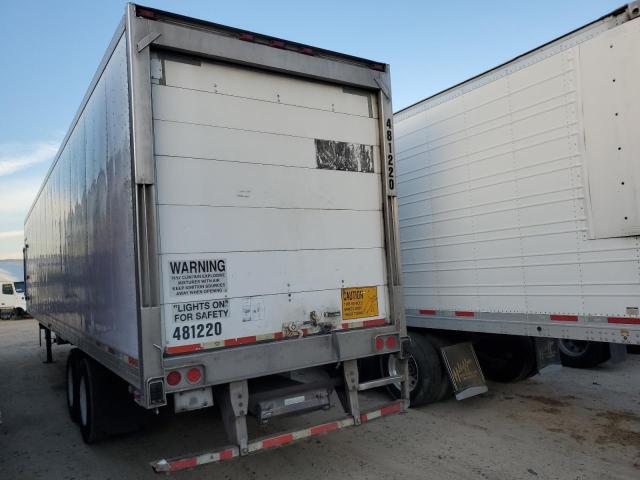 1UYVS24837U014930 - 2007 UTILITY VS2RA Սպիտակ լուսանկար 3