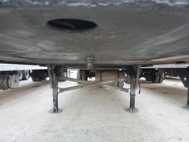 1UYVS24837U014930 - 2007 UTILITY VS2RA Սպիտակ լուսանկար 5