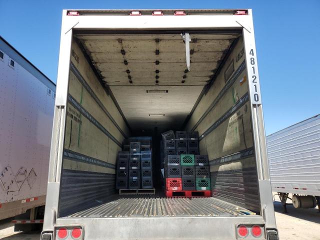 1UYVS24807U014920 - 2007 UTILITY VS2RA أبيض صورة 6