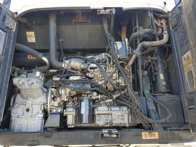 1UYVS24807U014920 - 2007 UTILITY VS2RA أبيض صورة 7