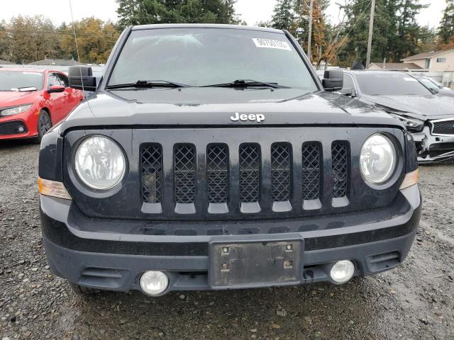 1C4NJPBA7HD136597 - 2017 JEEP PATRIOT SPORT BLACK photo 5