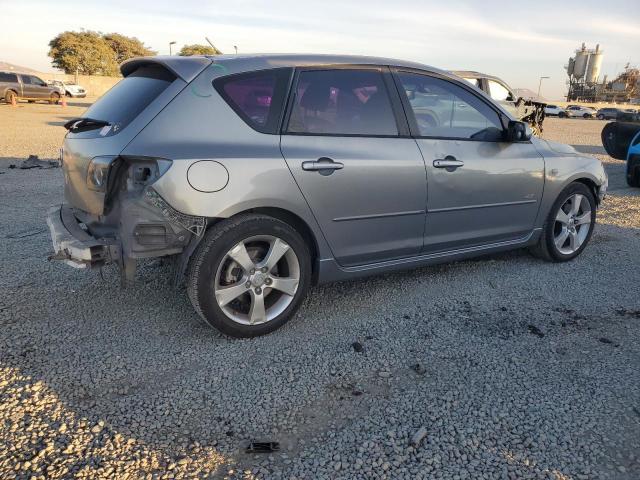 JM1BK343661466091 - 2006 MAZDA 3 HATCHBACK رمادي صورة 3