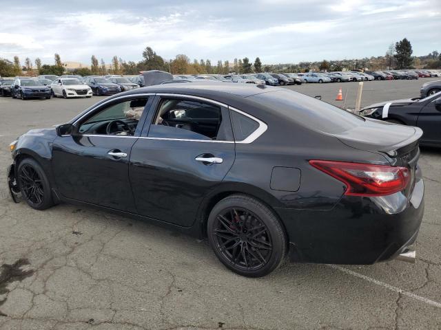 1N4AL3APXJC137719 - 2018 NISSAN ALTIMA 2.5 Қара фото 2