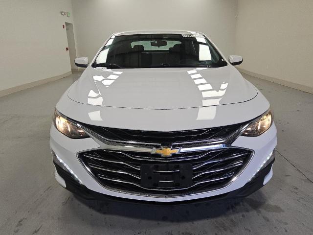 1G1ZD5ST4NF177373 - 2022 CHEVROLET MALIBU LT WHITE photo 5