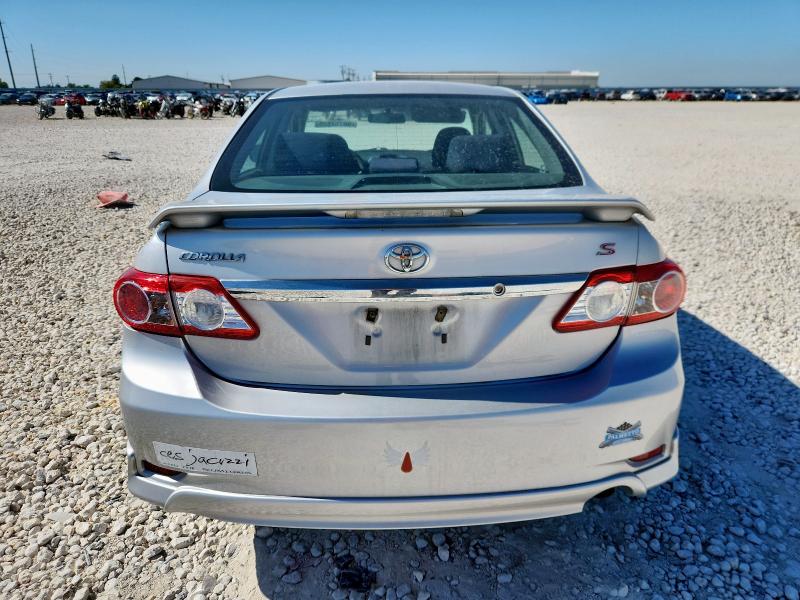 5YFBU4EE2CP056489 - 2012 TOYOTA COROLLA BASE Silber Foto 6