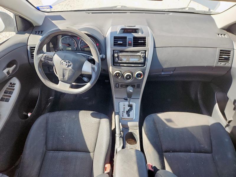 5YFBU4EE2CP056489 - 2012 TOYOTA COROLLA BASE Silber Foto 8