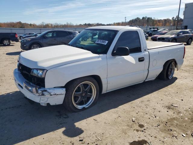 2005 CHEVROLET SILVERADO C1500, 