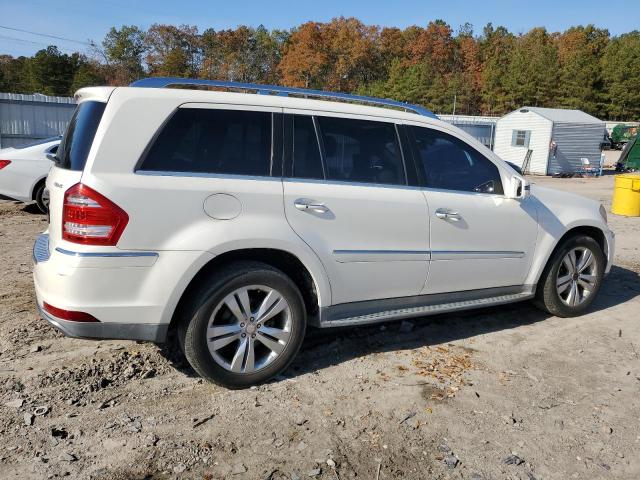 4JGBF7BE4BA680499 - 2011 MERCEDES-BENZ GL 450 4MATIC WHITE photo 3