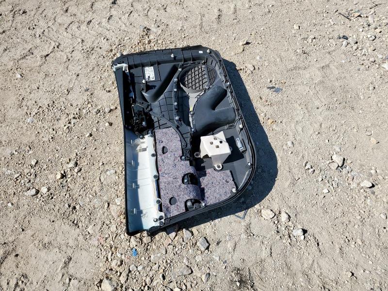 4T1B11HK5JU109366 - 2018 TOYOTA CAMRY L SILVER photo 12