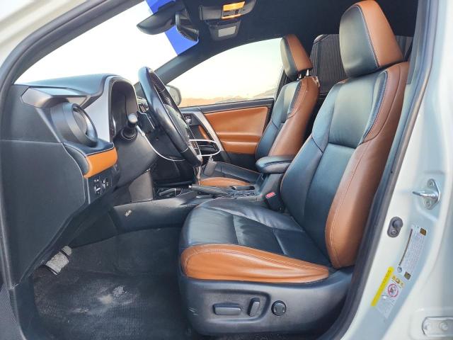 JTMNFREV9JJ205356 - 2018 TOYOTA RAV4 SE 白色 照片 7