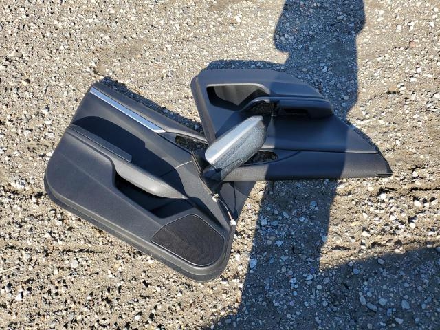 19XFC2F80KE029034 - 2019 HONDA CIVIC SPORT SILVER photo 12