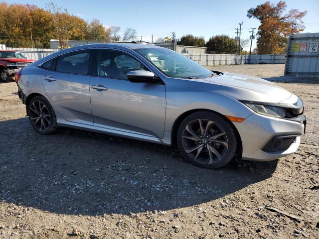 19XFC2F80KE029034 - 2019 HONDA CIVIC SPORT SILVER photo 4