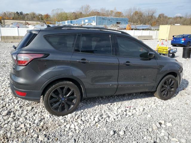 1FMCU9GD7JUB52006 - 2018 FORD ESCAPE SE Մոխրագույն լուսանկար 3