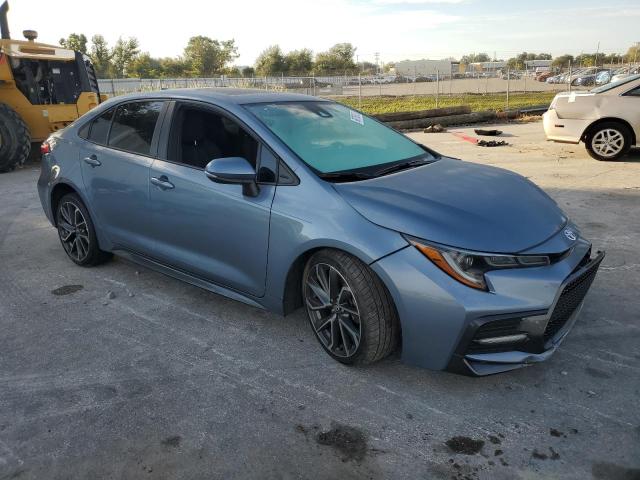 5YFM4MCE7NP115292 - 2022 TOYOTA COROLLA SE BLUE photo 4