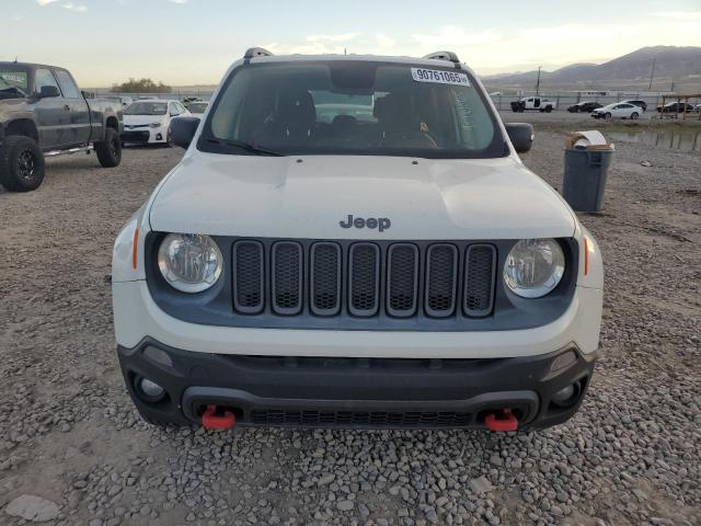 ZACCJBCT1FPB16581 - 2015 JEEP RENEGADE TRAILHAWK WHITE photo 5