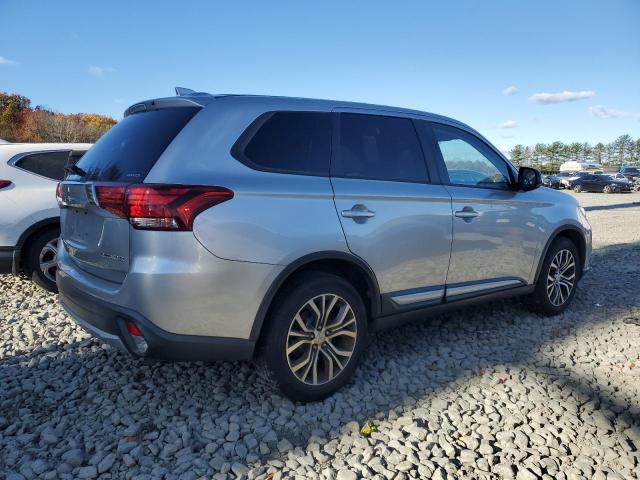 JA4AZ3A32JJ006389 - 2018 MITSUBISHI OUTLANDER SE 银色 照片 3