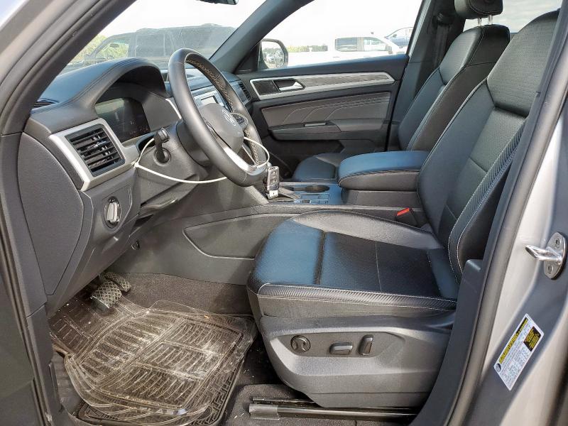 1V2DC2CA8NC229670 - 2022 VOLKSWAGEN ATLAS CROS SE SILVER photo 7