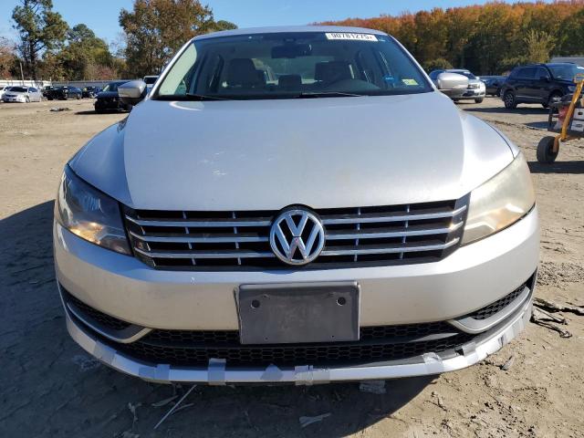 1VWBN7A33DC001432 - 2013 VOLKSWAGEN PASSAT SE 银色 照片 5