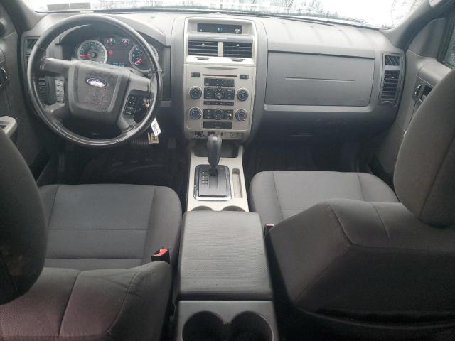 1FMCU9D74CKA32399 - 2012 FORD ESCAPE XLT 银色 照片 8