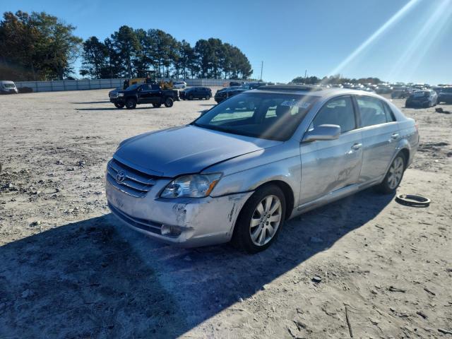 2006 TOYOTA AVALON XL, 