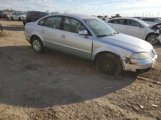 WVWPD63B52P345831 - 2002 VOLKSWAGEN PASSAT GLS Gümüş foto 4