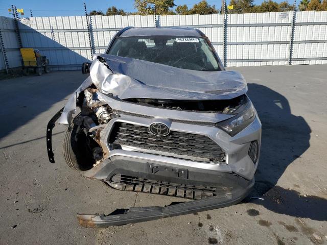 2T3H1RFV5LC049462 - 2020 TOYOTA RAV4 LE SILVER photo 5