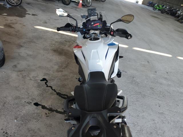 WB10E4306N6F12385 - 2022 BMW S 1000 XR WHITE photo 6