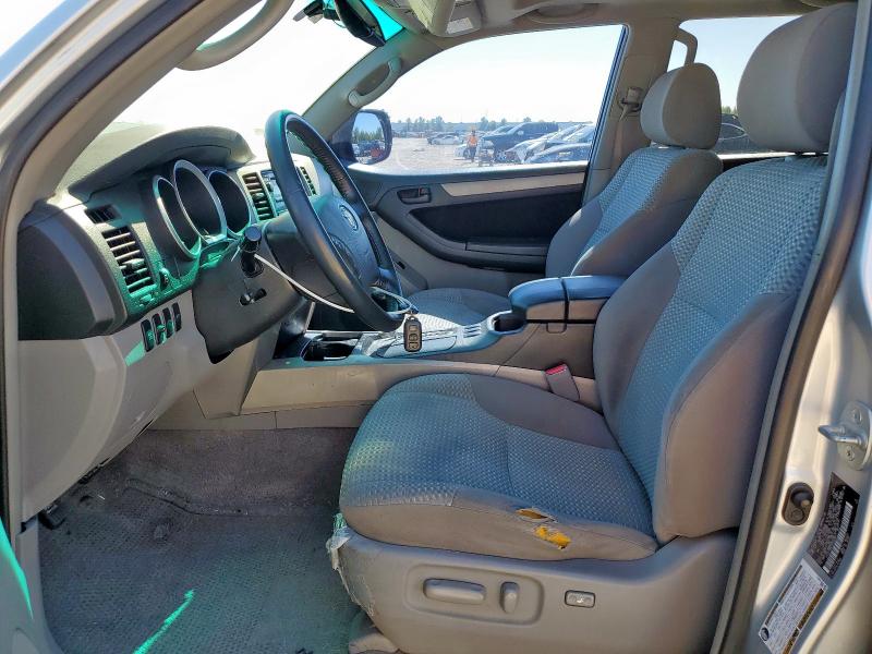 JTEZU14R270092065 - 2007 TOYOTA 4RUNNER SR5 银色 照片 7